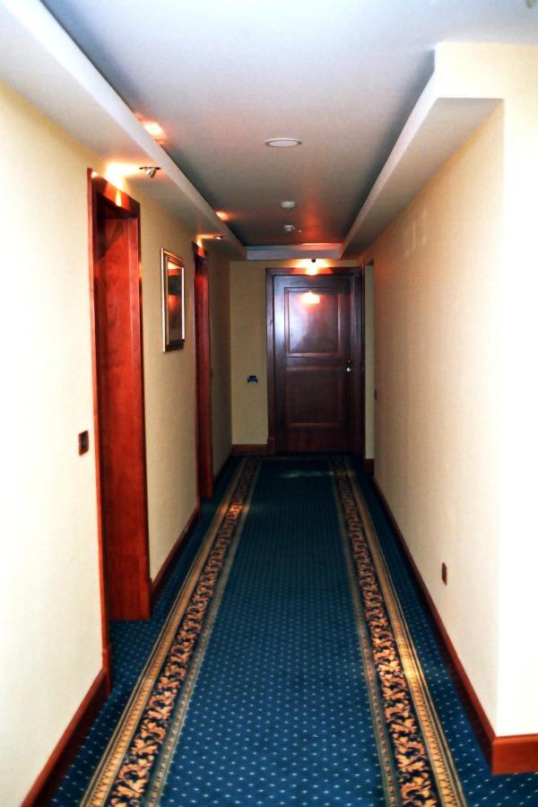 Hotel Savus Slavonski Brod Bagian luar foto